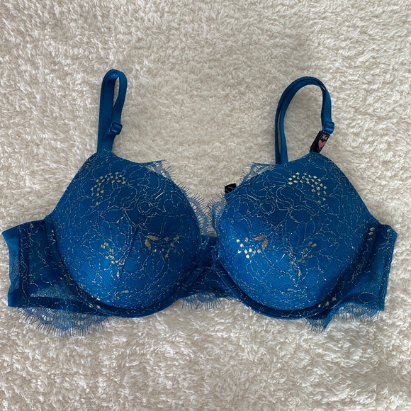 Victoria’s Secret Very Sexy Push-Up Bra 36B - Picture 1 of 6